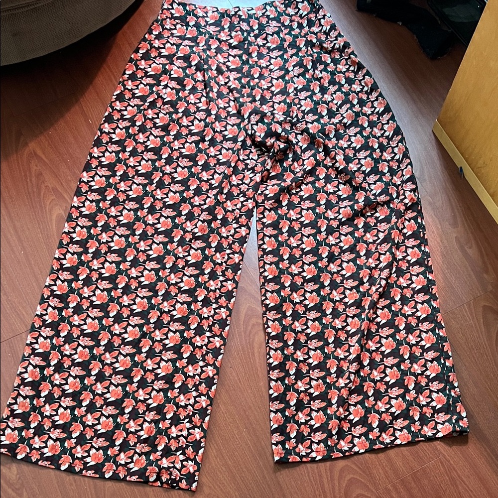 Flying Tomato Red and Green Floral Pants- fall leaves size L